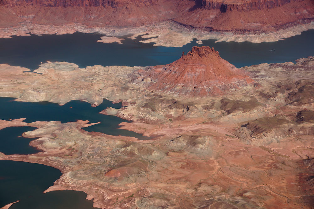 lake_powell_water_levels_spring_2014_photo_credit_ecoflight